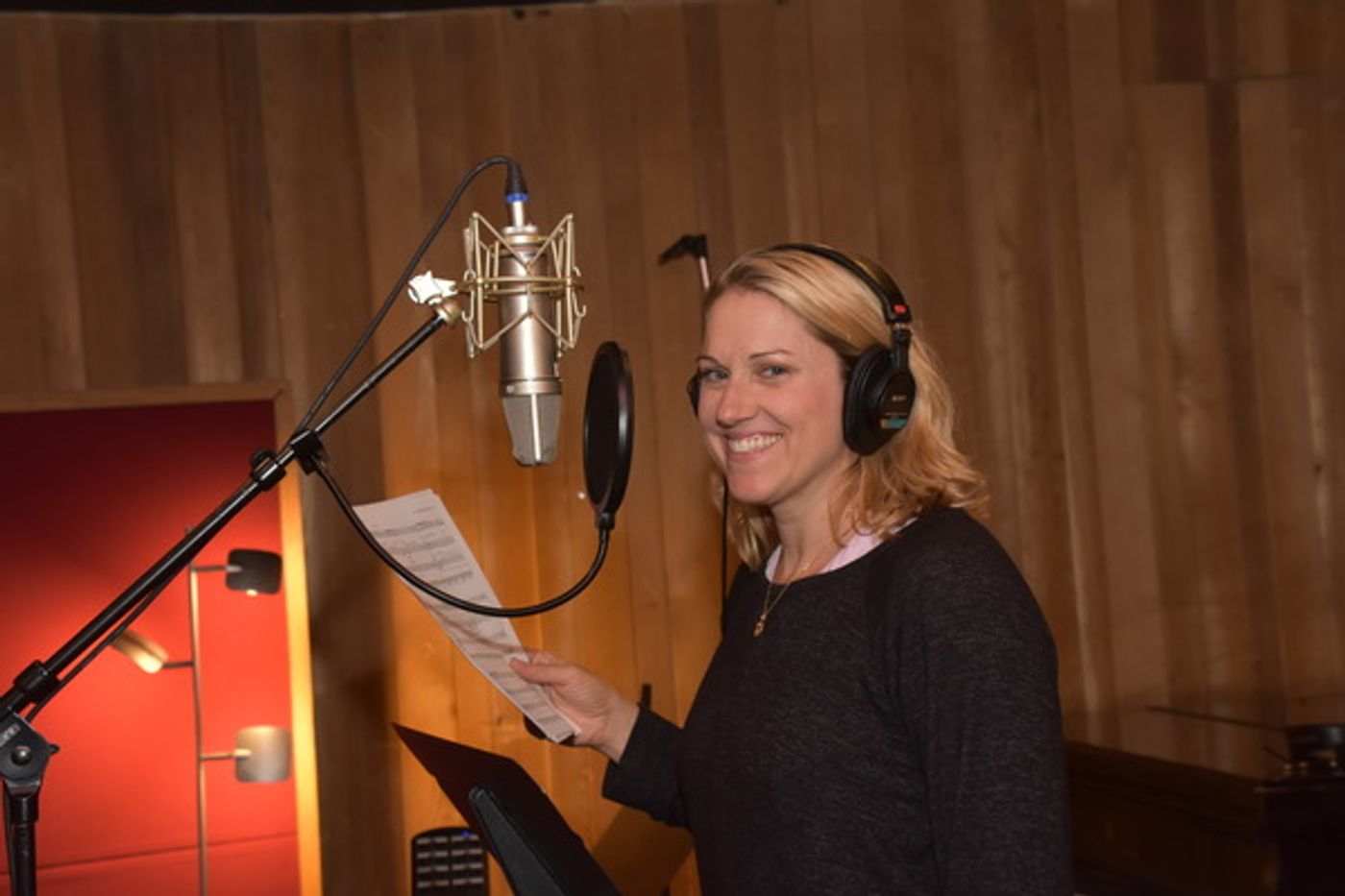 BWW Exclusive: COME FROM AWAY Cast Gets Help from Their Kids to Record Carols For A Cure  Image