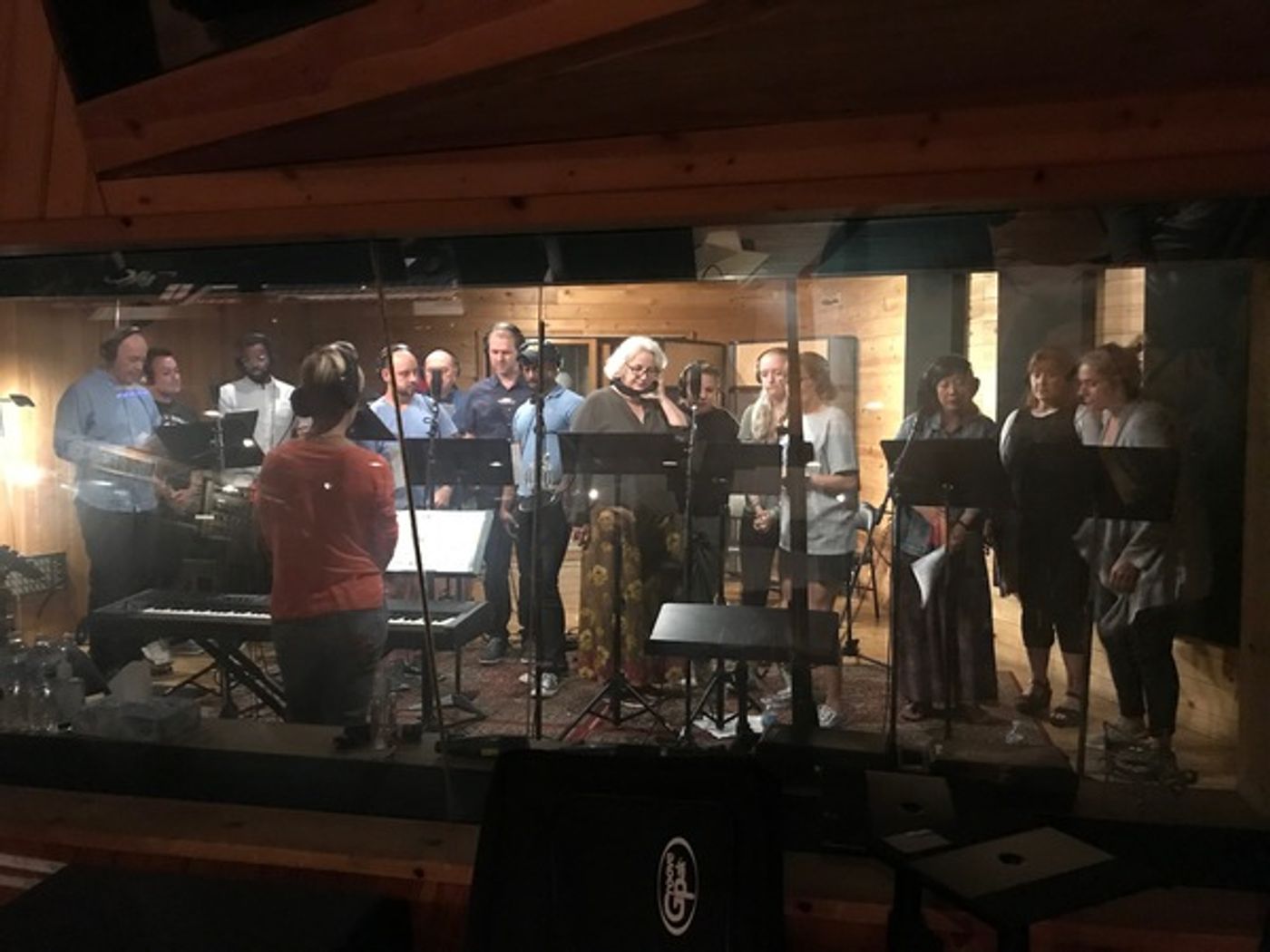 BWW Exclusive: COME FROM AWAY Cast Gets Help from Their Kids to Record Carols For A Cure  Image