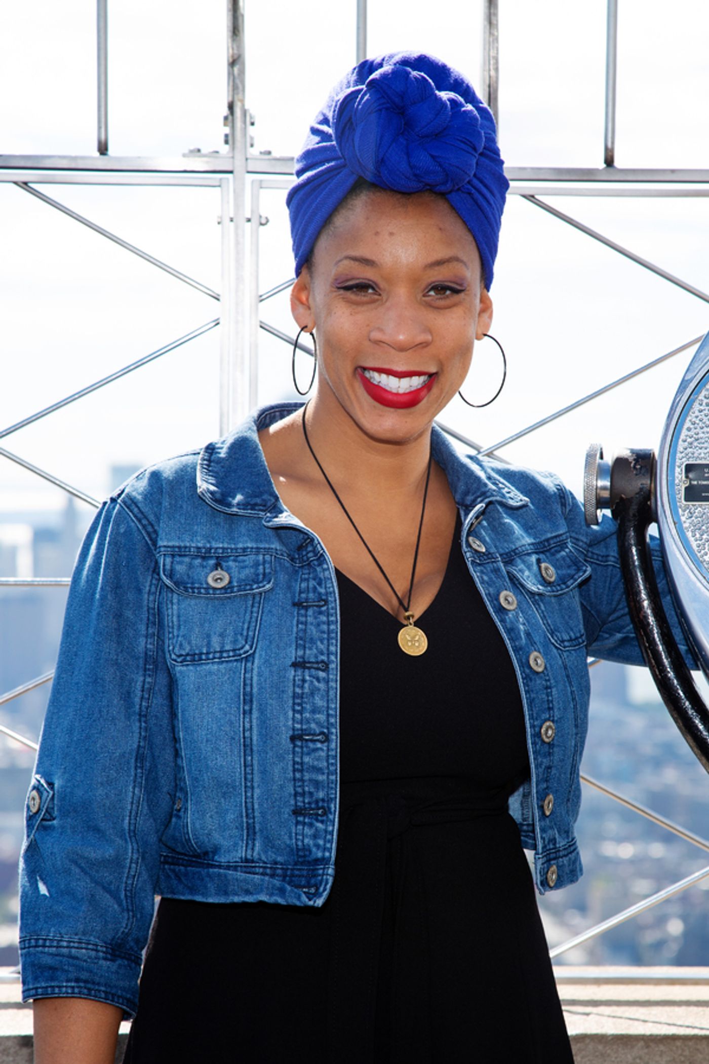 Photo Coverage: THE LIGHTNING THIEF Company Poses Atop the Empire State Building!  Image