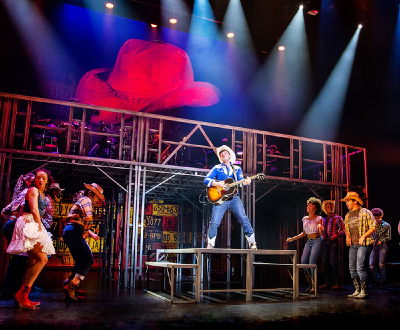 Photo Flash: Get A First Look At FOOTLOOSE At The Kennedy Center  Image