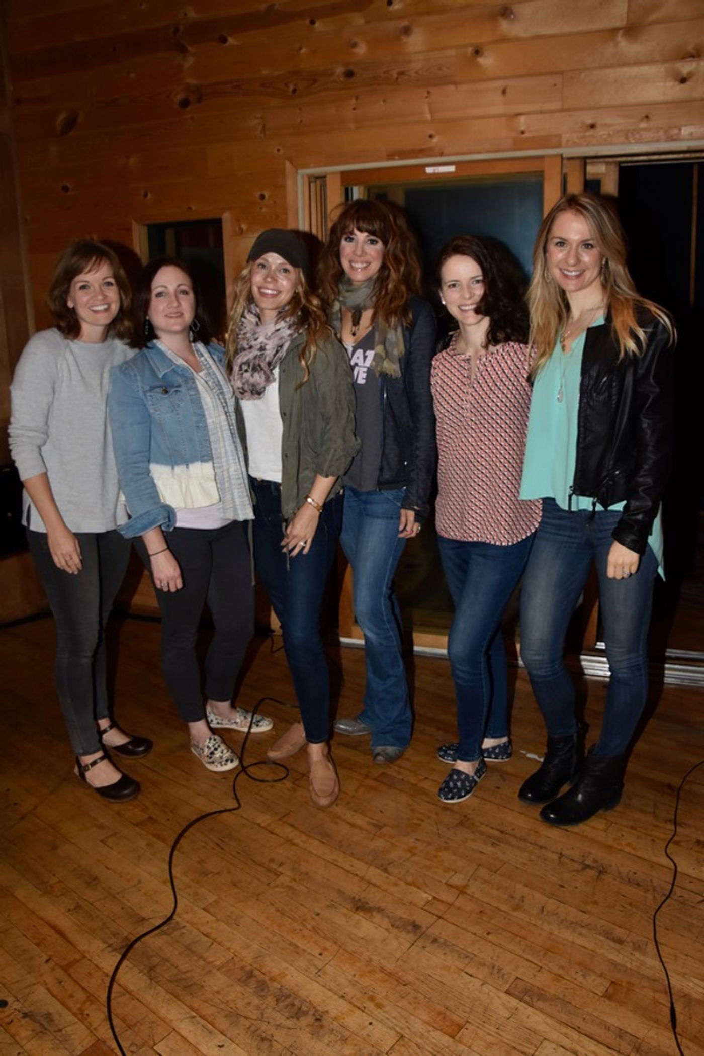 BWW Exclusive: The Broadway Baby Mamas Sing Carols For A Cure!  Image