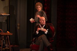Belinda Bremner (Mrs. Hudson) and Kevin McKillip (Holmes)
@ BroadwayWorld Belinda Bremner (Mrs. Hudson) and Kevin McKillip (Holmes)
Photo