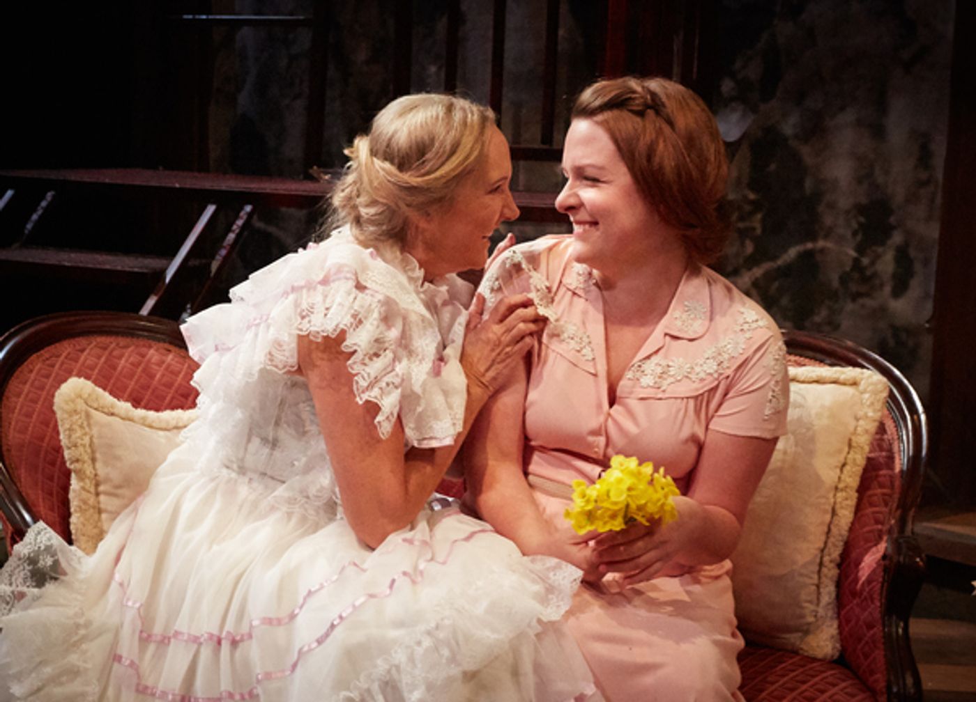 Photo Flash: 4th Wall Theatre Company Presents THE GLASS MENAGERIE Photo Flash: 4th Wall Theatre Company Presents THE GLASS MENAGERIE Image