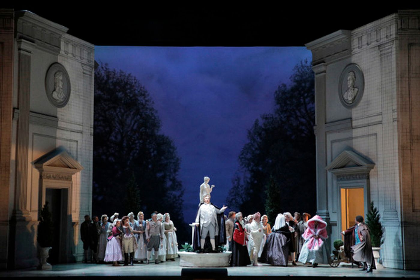 Photo Flash: First Look at San Francisco Opera's THE MARRIAGE OF FIGARO  Image