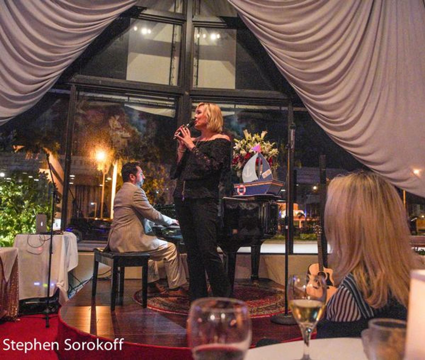 BWW Review/Photos: Nashville's Kellye Cash Headlines Cabaret Show at The Wick Theatre  Image