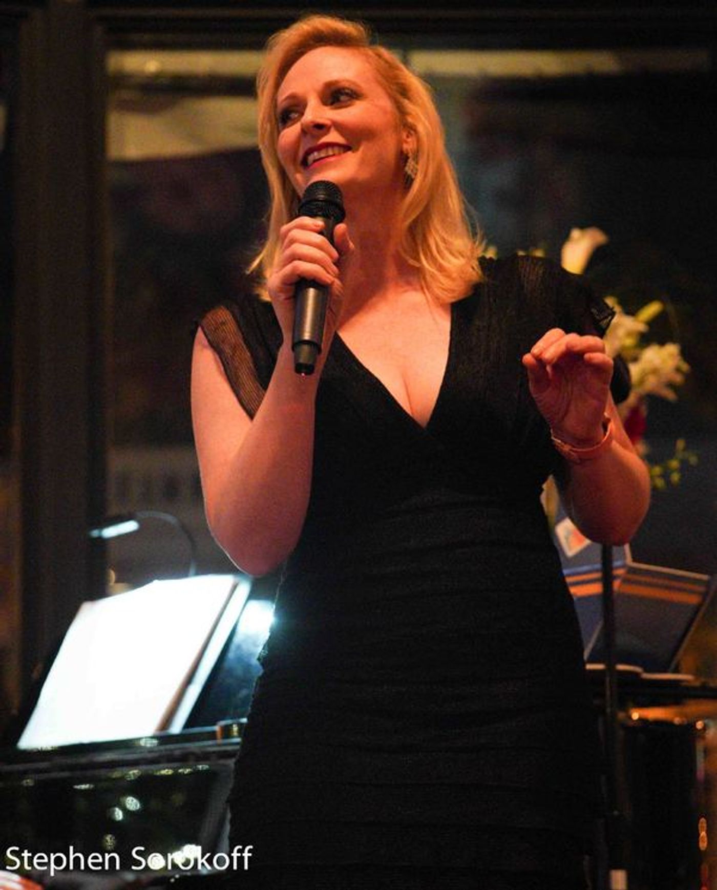 BWW Review/Photos: Nashville's Kellye Cash Headlines Cabaret Show at The Wick Theatre  Image