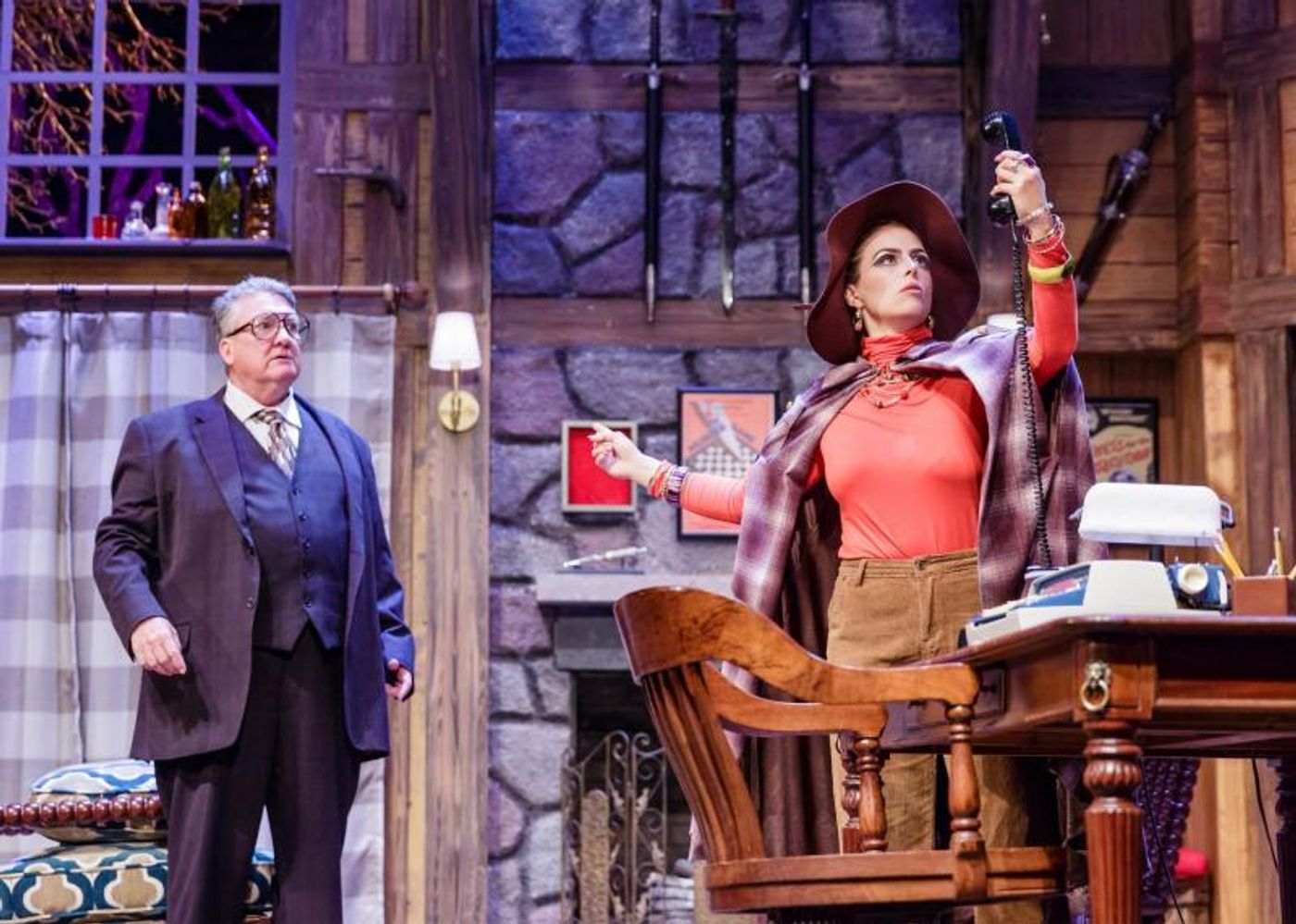 Review: The Nonstop Twists and Turns in Garden Theatre's DEATHTRAP Are Both Trick and Treat  Image