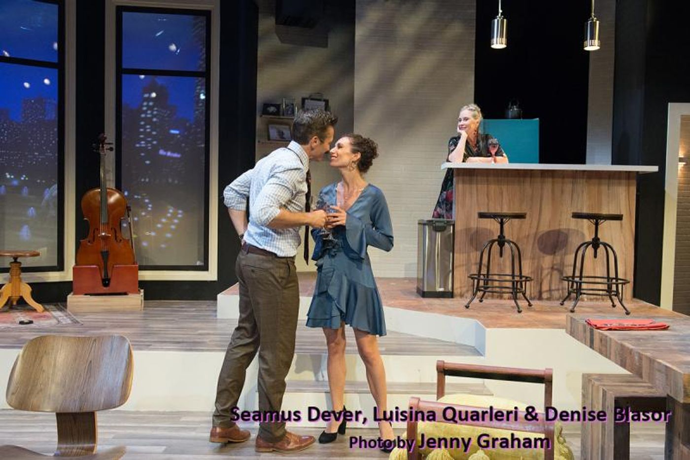 Review: THE ABUELAS Offer Conflicts & Strong Performances  Image