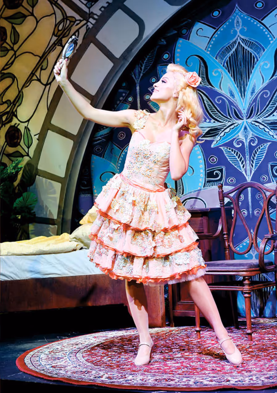 Photo Flash: Get A First Look At The Non-Replica Production of WICKED in Prague Image