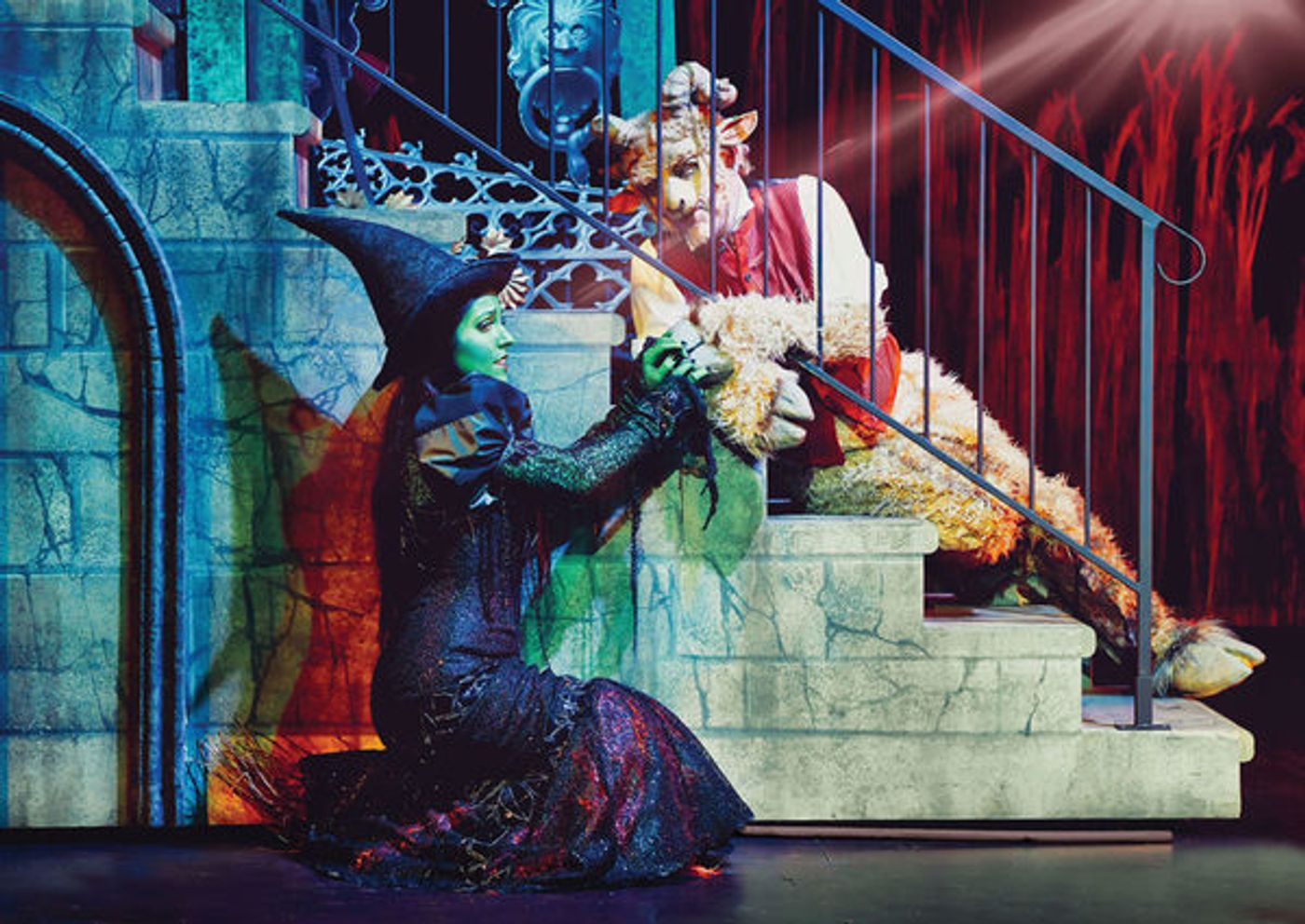 Photo Flash: Get A First Look At The Non-Replica Production of WICKED in Prague  Image