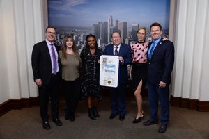 Bob Blumenfield, Laraine Newman, Lyric Lewis, Paul Koretz, Lauren Burns, Laird Macintosh @ BroadwayWorld Bob Blumenfield, Laraine Newman, Lyric Lewis, Paul Koretz, Lauren Burns, Laird Macint Photo