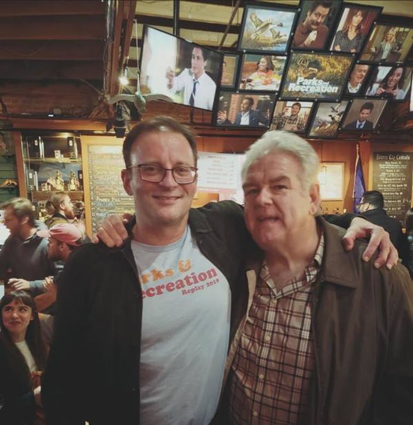 Photo Flash: Actor Jim O'Heir Visits PARKS AND RECREATION Pop-Up at Replay Lincoln Park  Image