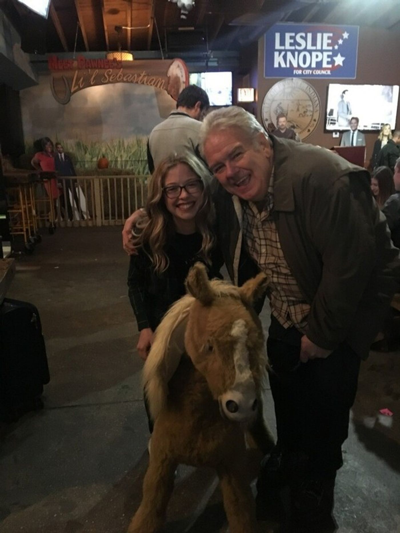 Photo Flash: Actor Jim O'Heir Visits PARKS AND RECREATION Pop-Up at Replay Lincoln Park  Image
