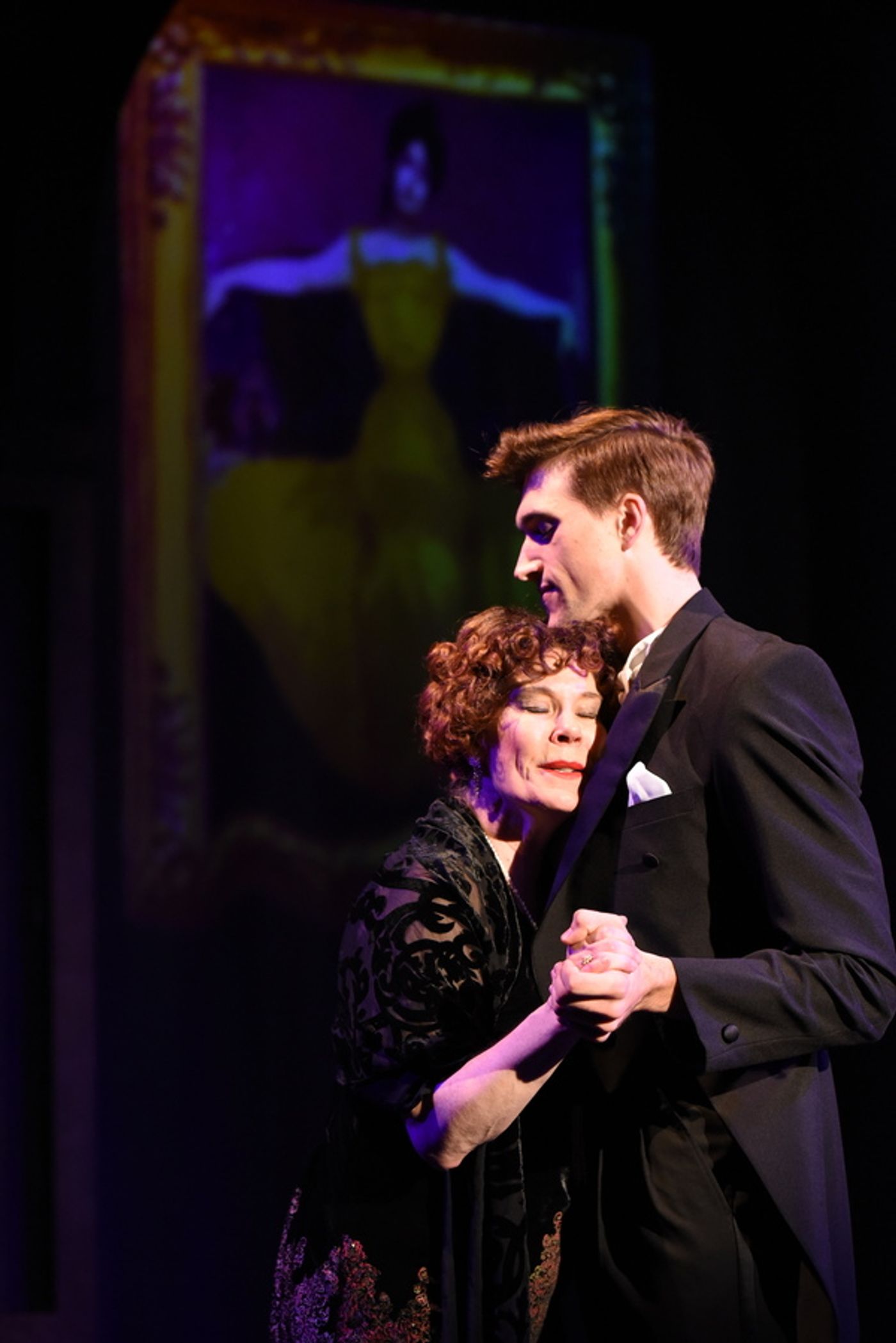 Photo Flash: First Look At SUNSET BOULEVARD At Porchlight Music Theatre  Image