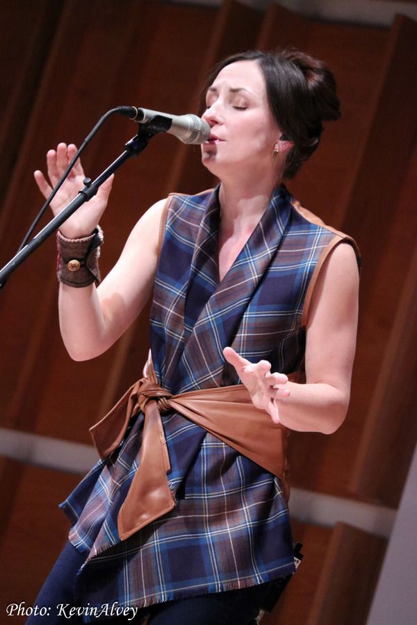 Photo Coverage: Julie Fowlis, the voice of Disney's BRAVE, brings Gaelic concert to the U.S. — photo 7 of 22