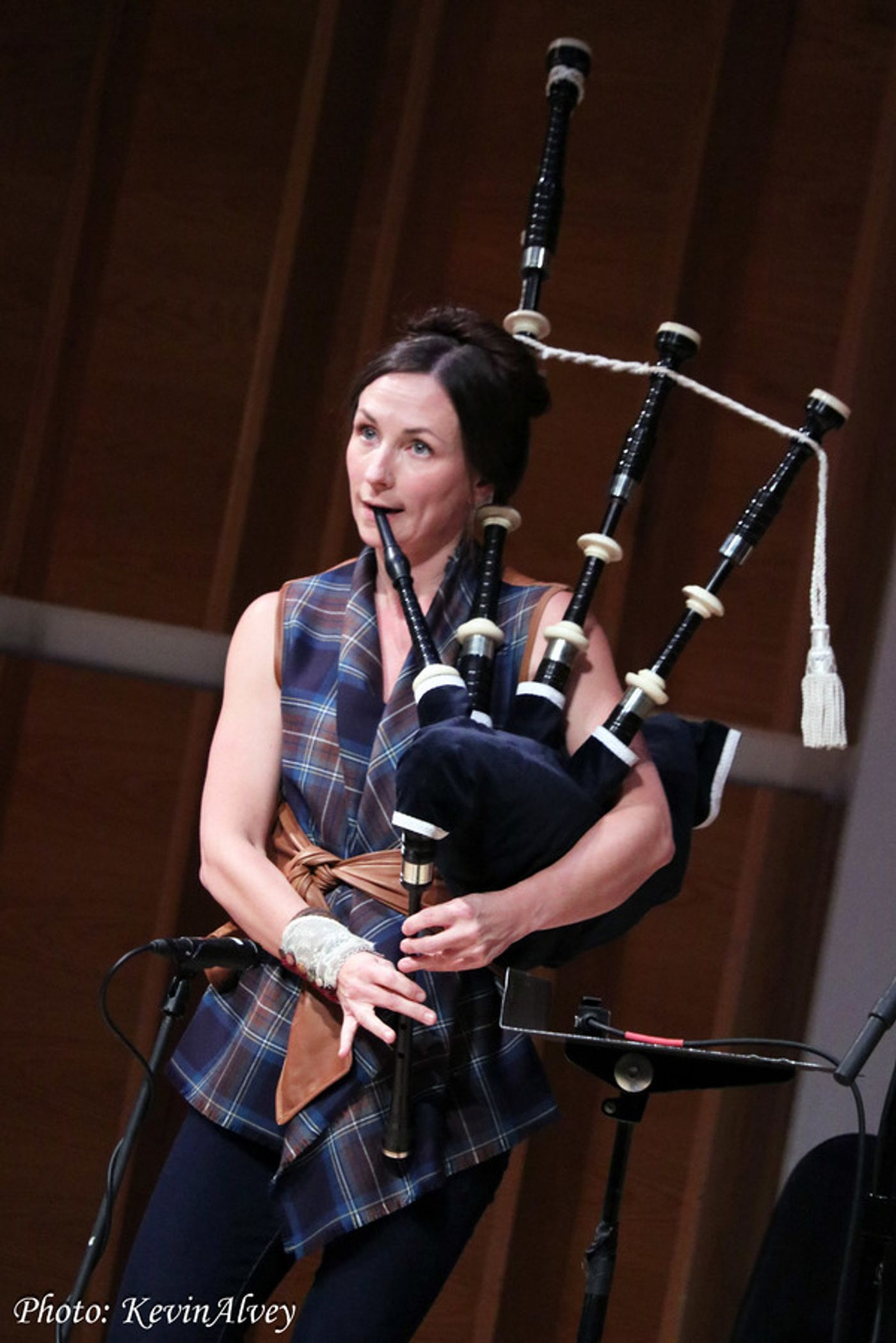 Photo Coverage: Julie Fowlis, the voice of Disney's BRAVE, brings Gaelic concert to the U.S.  Image