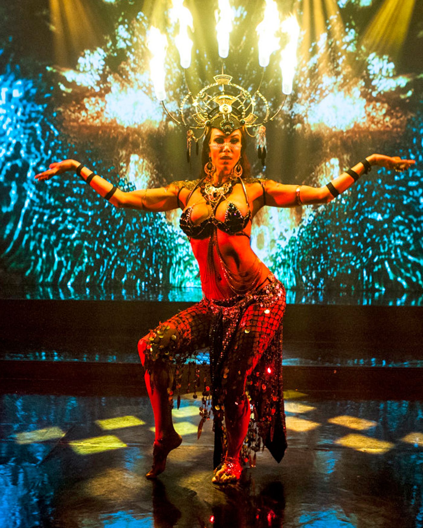 Review: SENSATIA at Quixotic Theater  Image