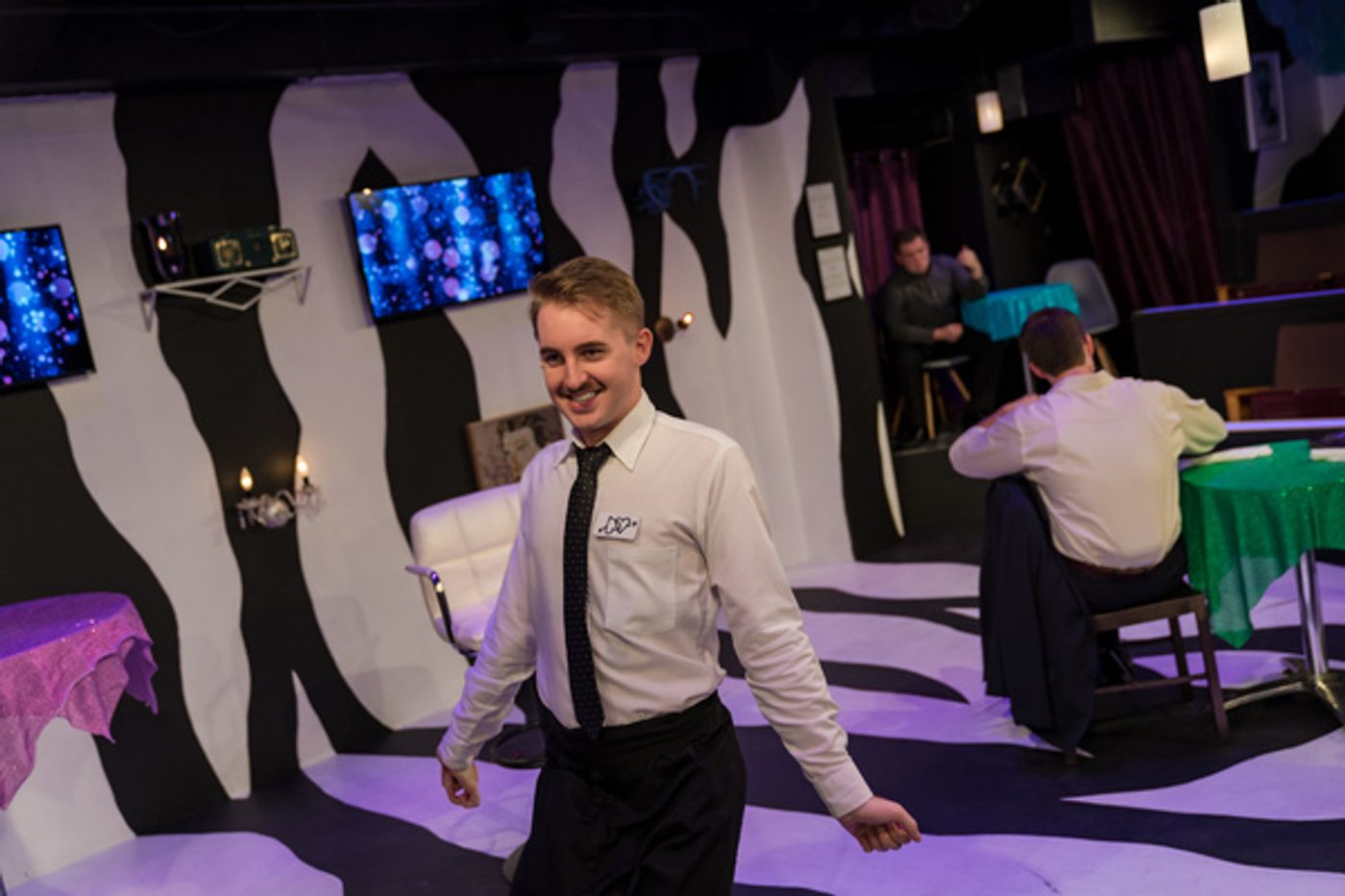 Photo Flash: First Look At FIRST DATE At The Public Theater of San Antonio  Image