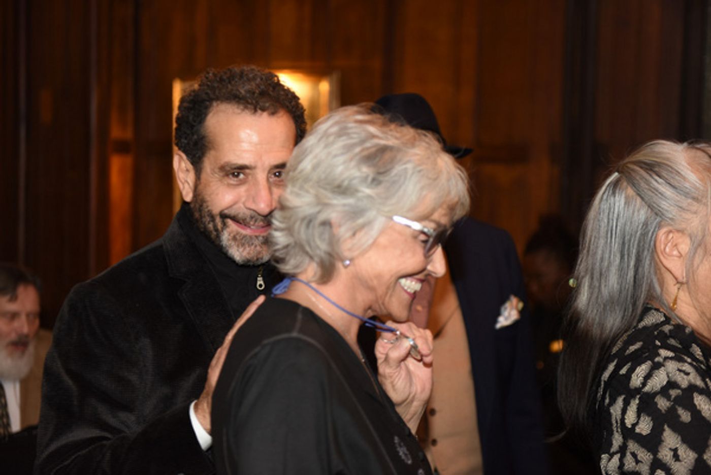 Photo Flash: Stars Align For Oscar Winner Joseph Feury's New Exhibit At The National Arts Club  Image