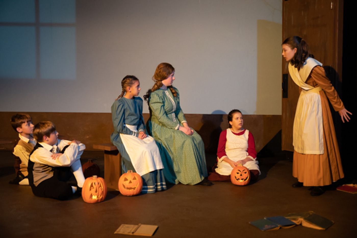 Photo Coverage: First look at Curtain Players' SLEEPY HOLLOW:  THE LOST CHAPTER  Image