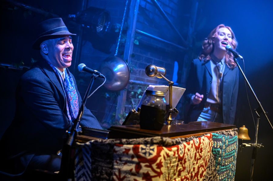 Photo Flash: Get A First Look At GHOST QUARTET in Toronto Image
