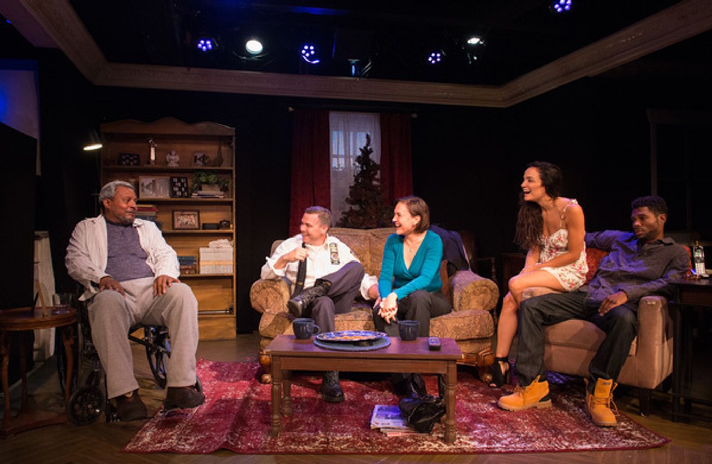 Photo Flash: First Look at BETWEEN RIVERSIDE AND CRAZY at the Fountain Theatre Photo Flash: First Look at BETWEEN RIVERSIDE AND CRAZY at the Fountain Theatre Image