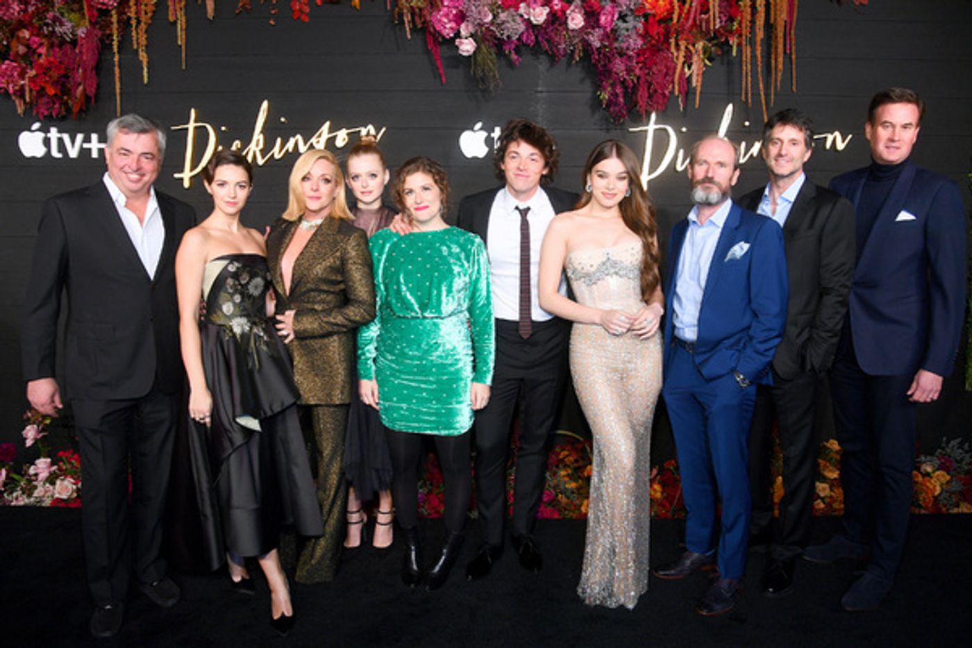 Photo Flash:  See Jane Krakowski, Hailee Steinfeld at the Premiere of Apple TV's DICKINSON  Image