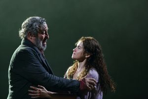 Ciaran Hinds, Judith Roddy @ BroadwayWorld Ciaran Hinds, Judith Roddy Photo
