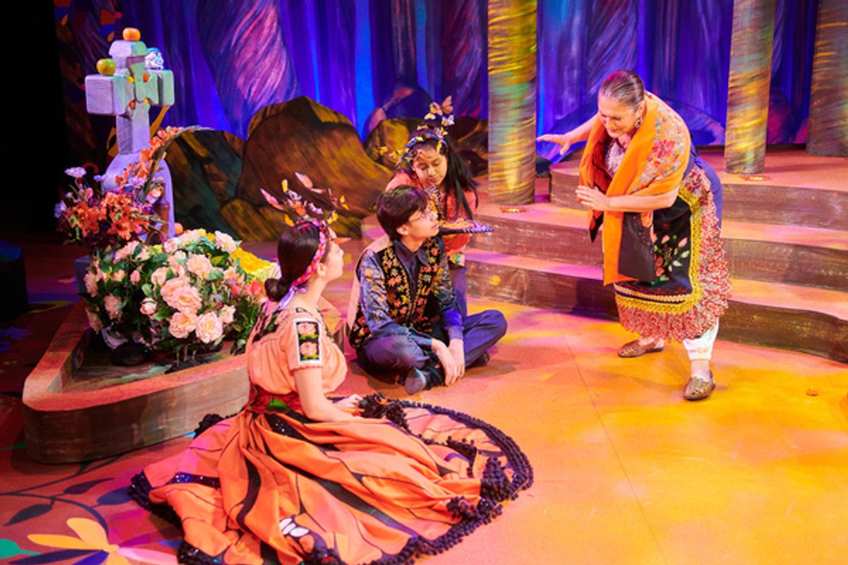 Laura Crotte and cast at 