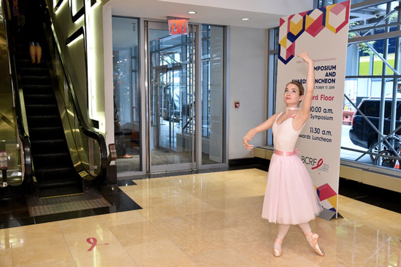 Photo Flash: Breast Cancer Research Foundation 2019 Symposium Honors Vera Wang, Raises Over $2.6 Million For Research Photo Flash: Breast Cancer Research Foundation 2019 Symposium Honors Vera Wang, Raises Over $2.6 Million For Research Image