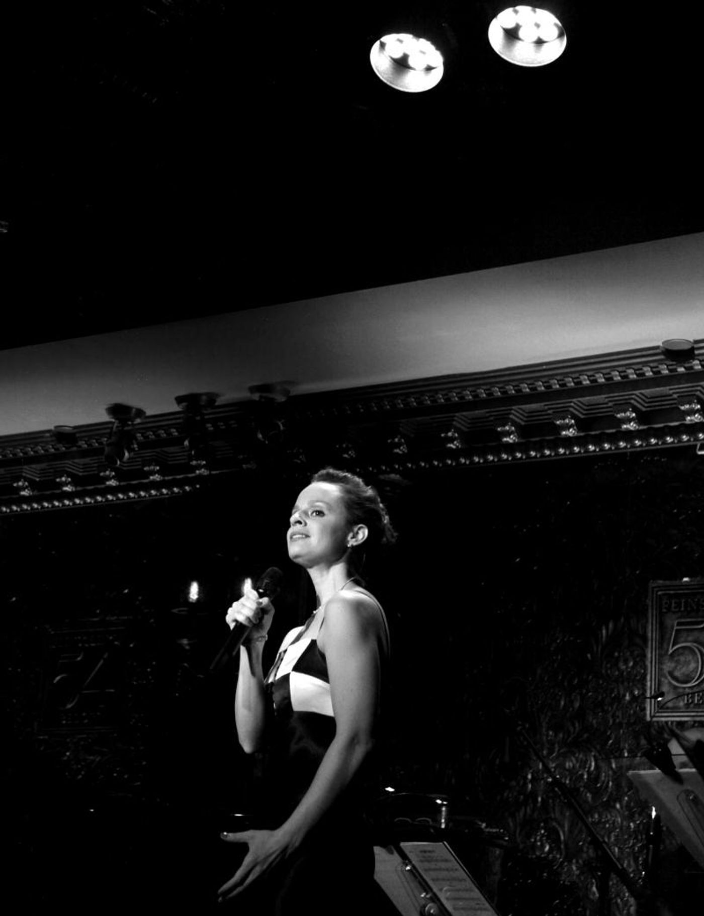 Review: Jen Fellman Sells Out 54 Below for FORBIDDEN DRIVE CD Release  Image