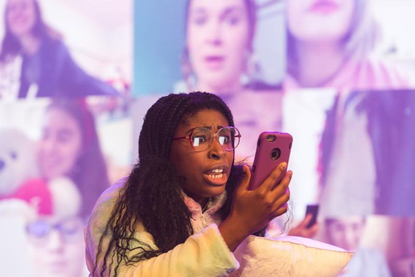 Review: FANGIRLS Is A New High Energy Comedy Thriller Musical That Reminds Us Girls Are Capable Of So Much More Than What Society Wants Them To Think.  Image