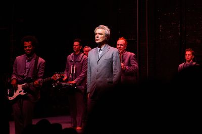 David Byrne and the company of AMERICAN UTOPIA Photo