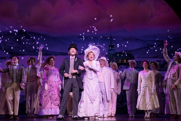 Photo Flash: Only Take a Moment to Check Out Carolee Carmello and the Cast of HELLO, DOLLY! — photo 5 of 9