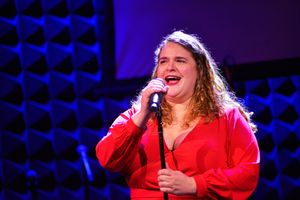 Bonnie Milligan @ BroadwayWorld Bonnie Milligan Photo