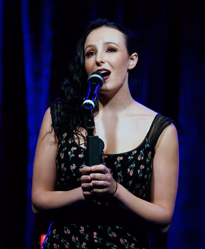 Catriona Fray @ BroadwayWorld Catriona Fray Photo