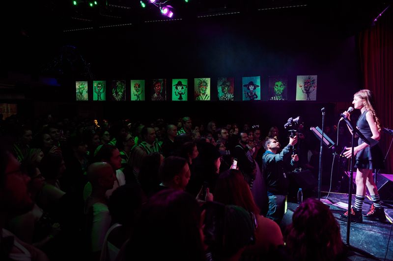 Photo Flash: BEETLEJUICE Stars Creep Out at BEETLEJUICE BLACK & WHITE BALL — photo 8 of 12