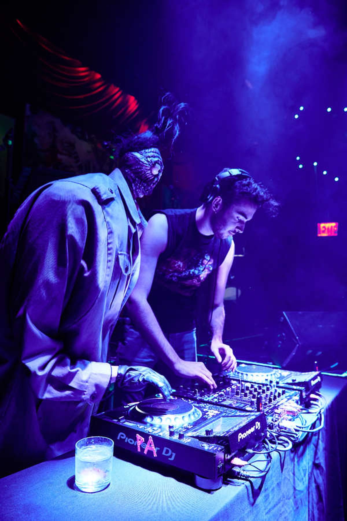 Shrunken Head Guy makes his DJ debut with co-DJ Nick Newling at 