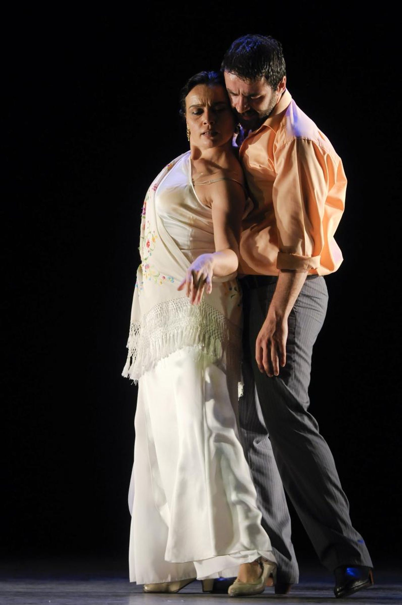 Interview: Director/Choreographer Martín Santangelo of ENTRE TU Y YO at Z Space Shares His Passion for Flamenco as a Dramatic Form  Image