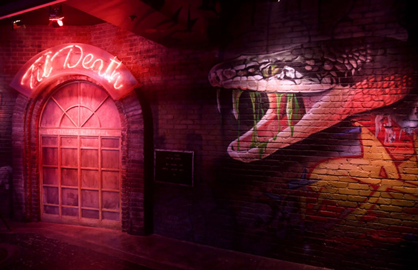 Photo Flash: First Look At R.U.N At Luxor Hotel and Casino Photo Flash: First Look At R.U.N At Luxor Hotel and Casino Image