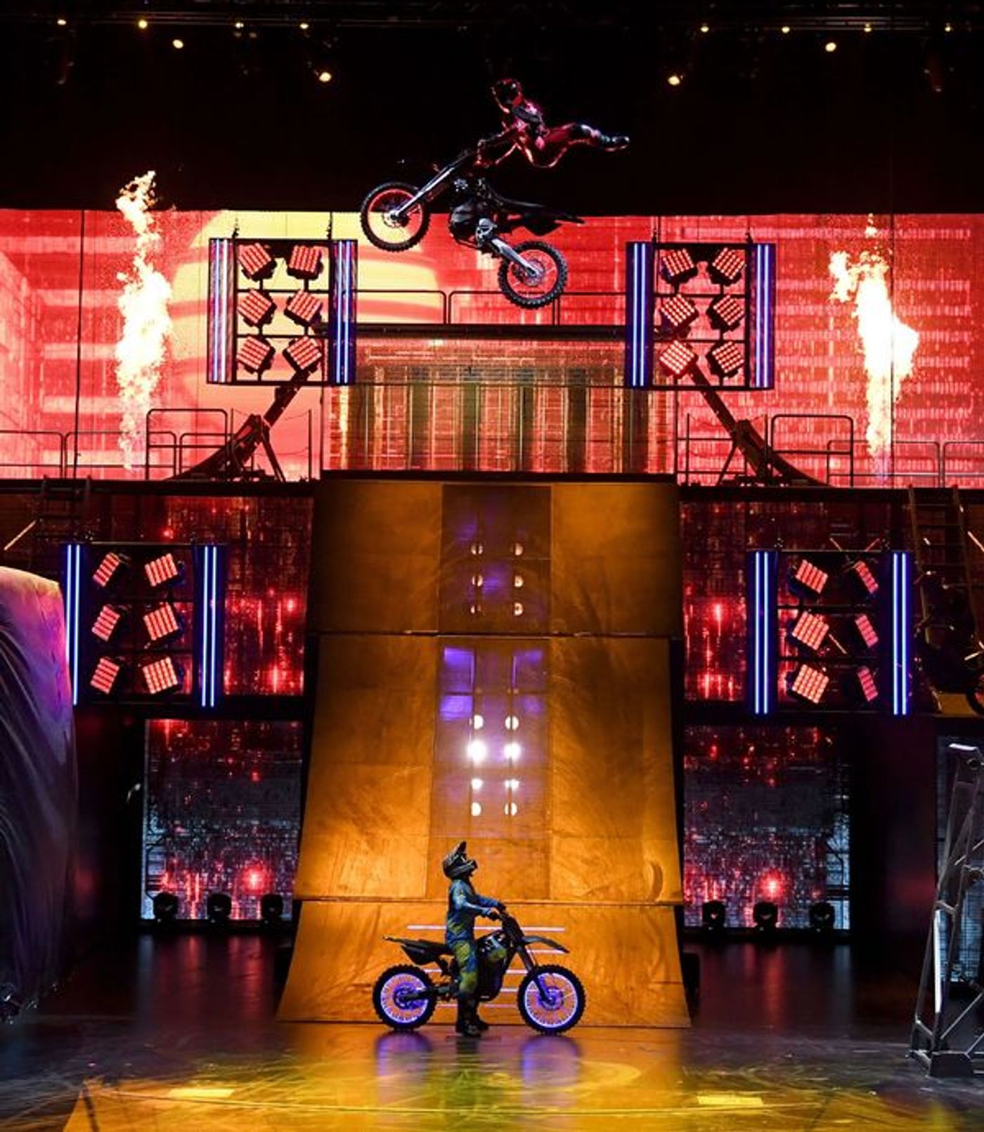 Photo Flash: First Look At R.U.N At Luxor Hotel and Casino Photo Flash: First Look At R.U.N At Luxor Hotel and Casino Image