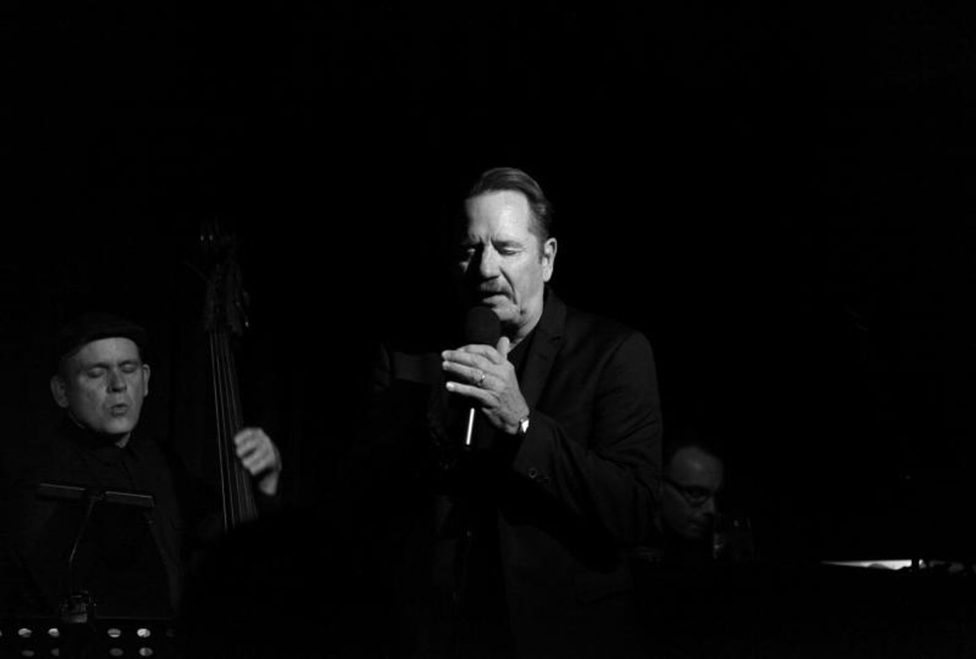 Review: Tom Wopat Brings Magic And WEDNESDAY'S WITH WOPAT to The Beach Cafe  Image