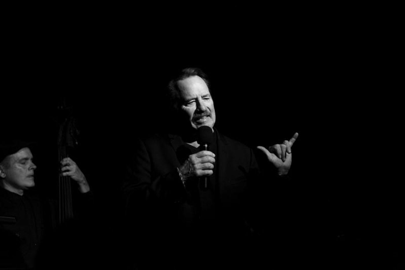 Review: Tom Wopat Brings Magic And WEDNESDAY'S WITH WOPAT to The Beach Cafe  Image