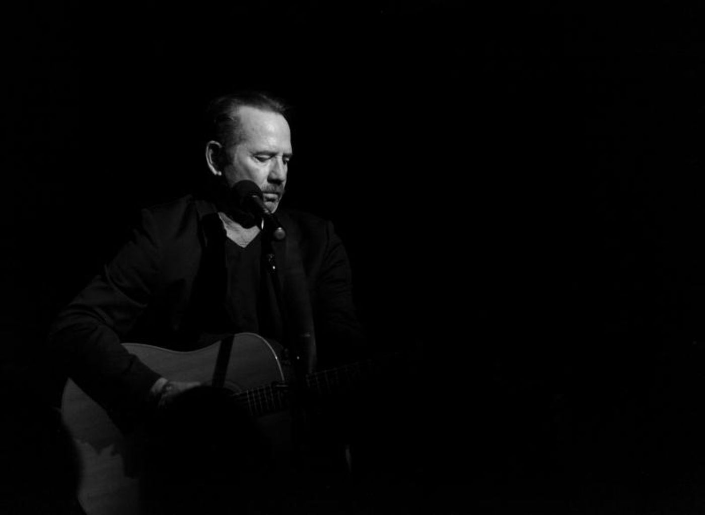 Review: Tom Wopat Brings Magic And WEDNESDAY'S WITH WOPAT to The Beach Cafe  Image