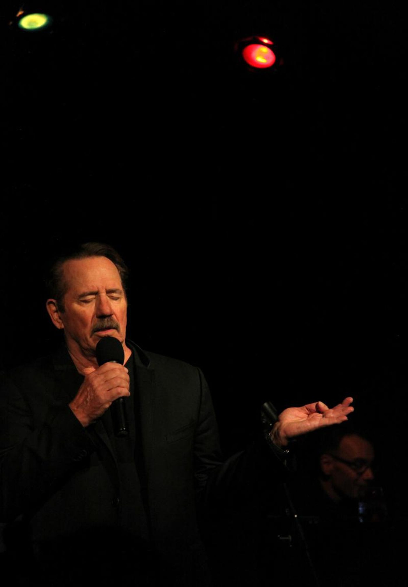 Review: Tom Wopat Brings Magic And WEDNESDAY'S WITH WOPAT to The Beach Cafe  Image