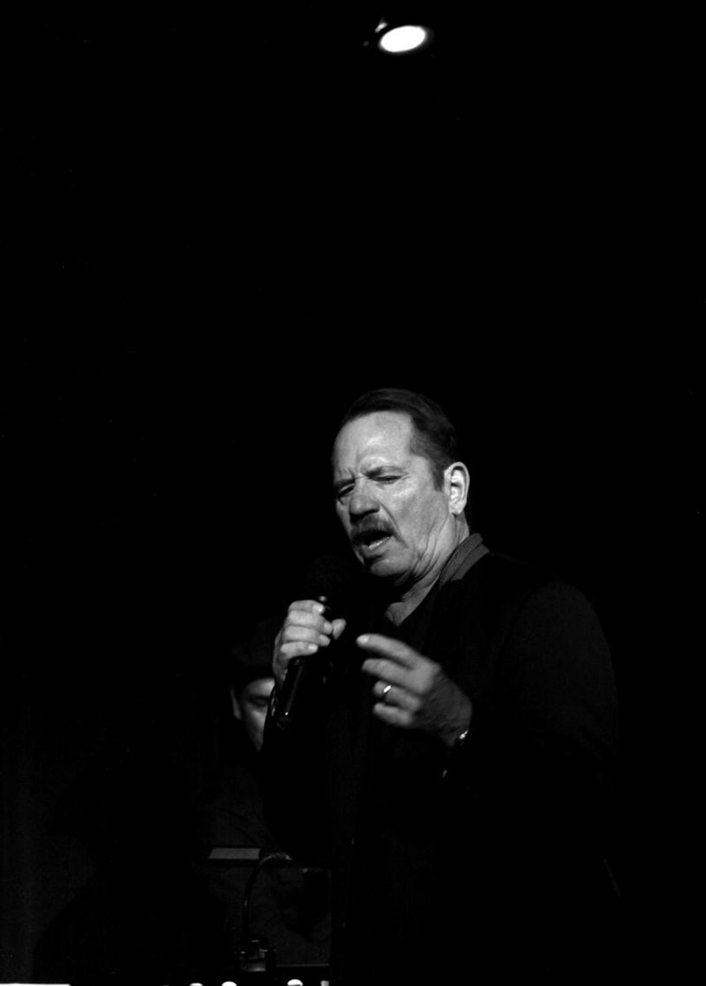 Review: Tom Wopat Brings Magic And WEDNESDAY'S WITH WOPAT to The Beach Cafe  Image