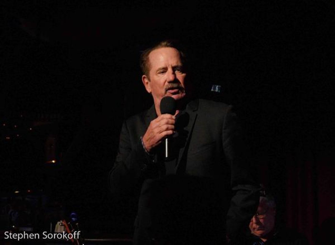 Review: Tom Wopat is Hip at the Beach Cafe  Image