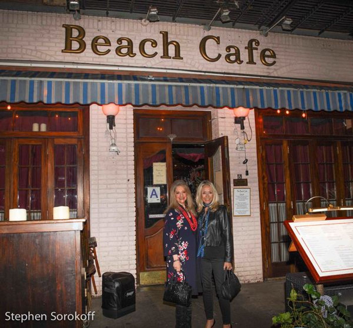 Review: Tom Wopat is Hip at the Beach Cafe  Image
