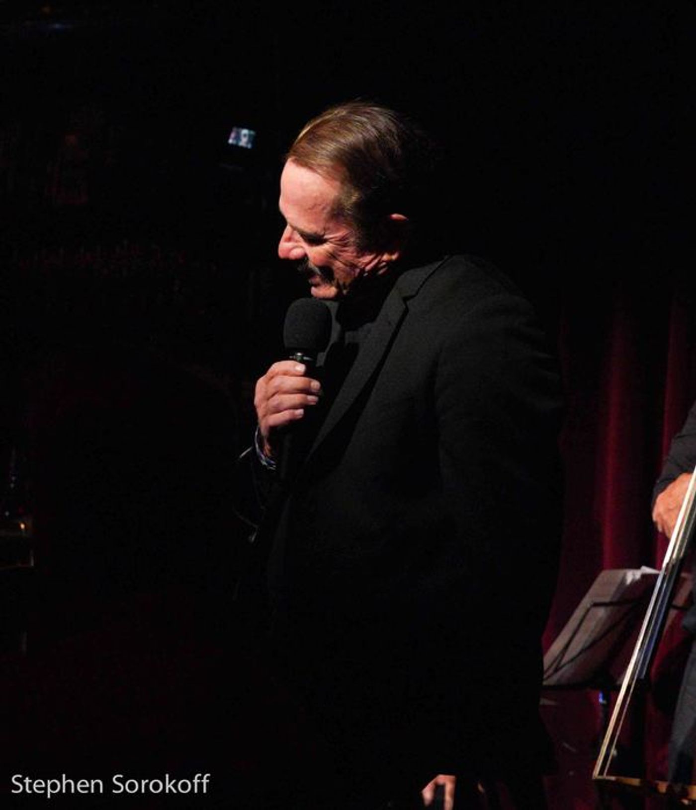 Review: Tom Wopat is Hip at the Beach Cafe  Image