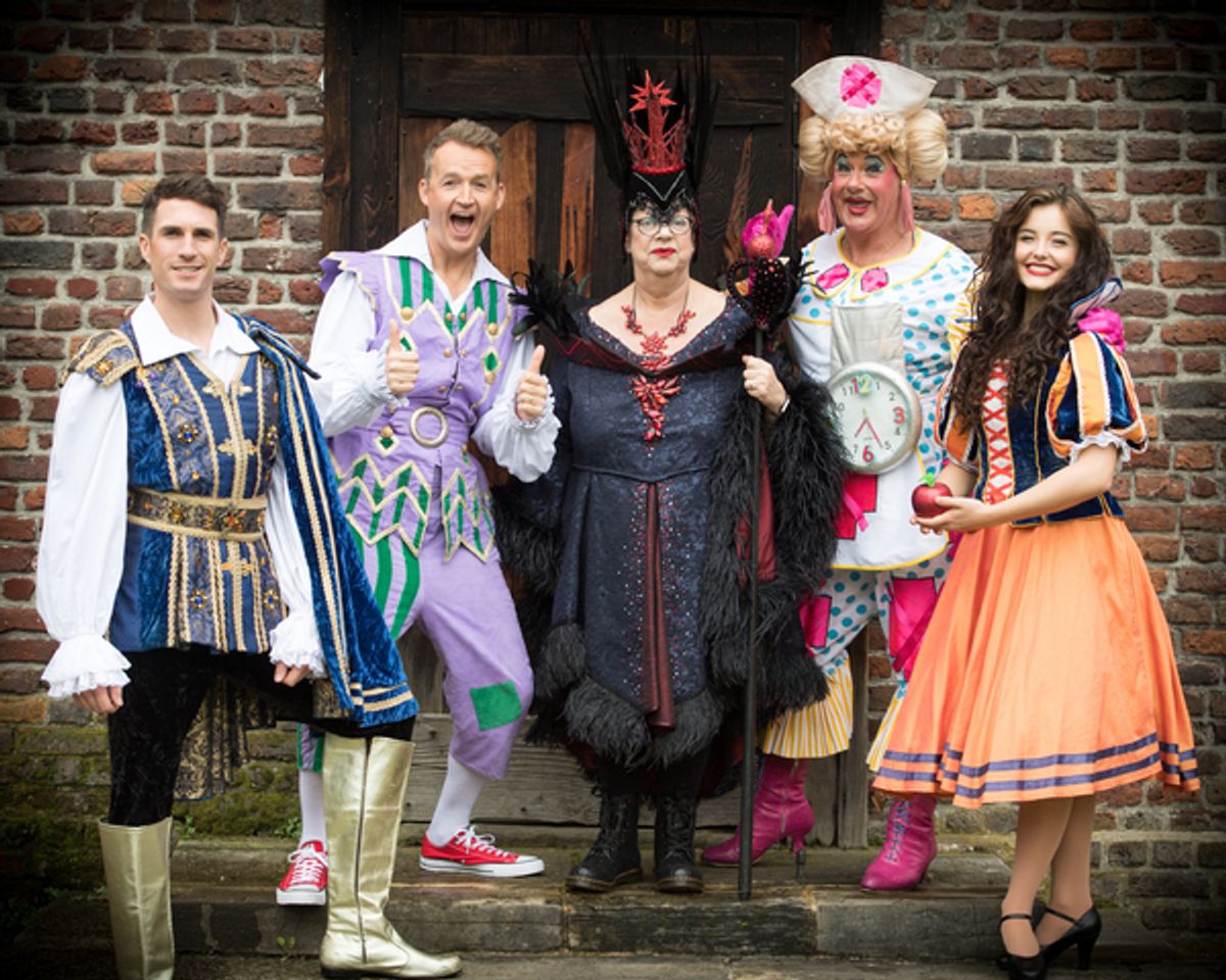 James Darch, Jon Clegg, Jo Brand, Jason Sutton, Mia Starbuck at 